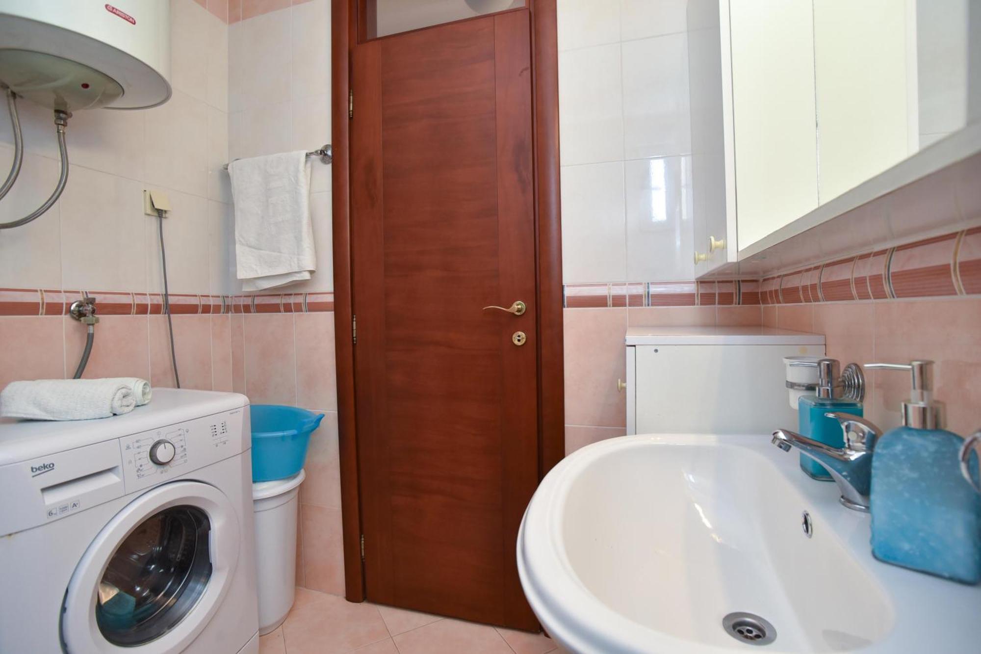 Gospostina Prima Apartment Budva Luaran gambar